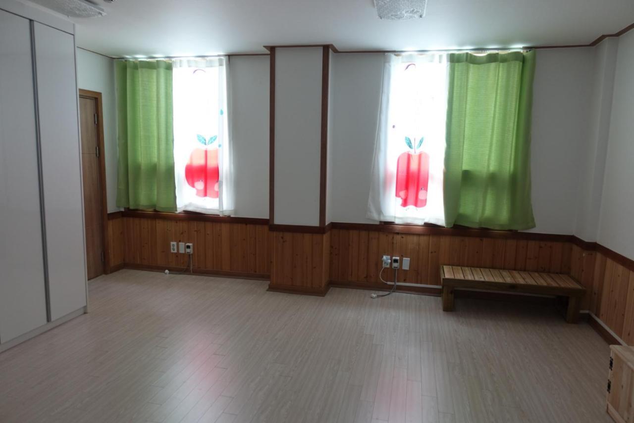 Pongdang Guesthouse Jeonju Exteriör bild